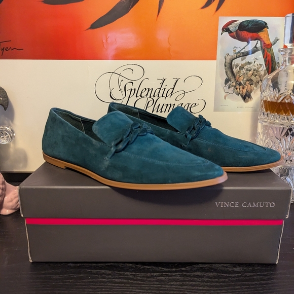 Vince Camuto - size 8 - Jade True Suede Loafers - Picture 3 of 8